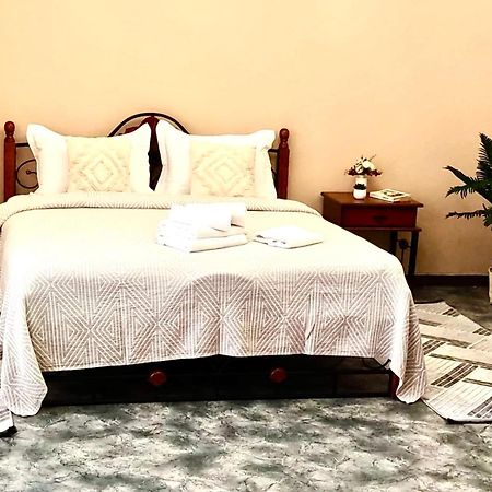 Like Home Apartments&Rooms Almatı Dış mekan fotoğraf