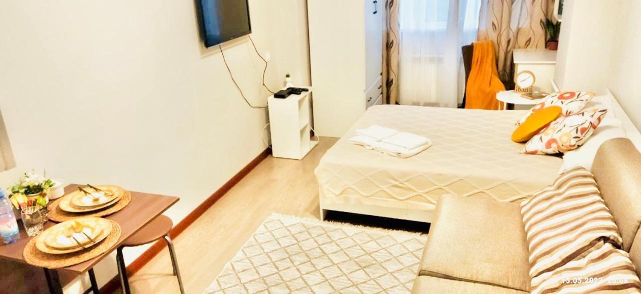 Like Home Apartments&Rooms Almatı Dış mekan fotoğraf
