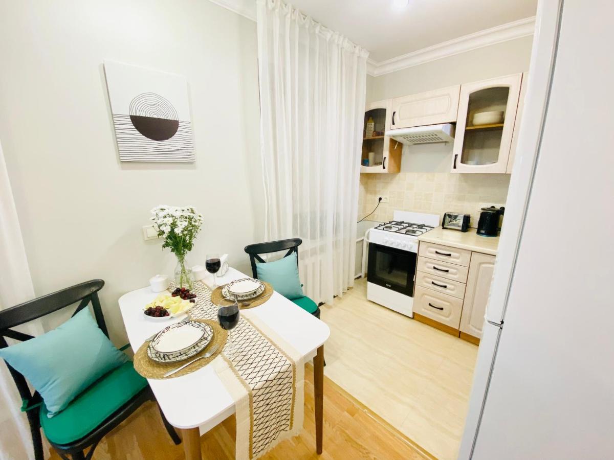 Like Home Apartments&Rooms Almatı Dış mekan fotoğraf