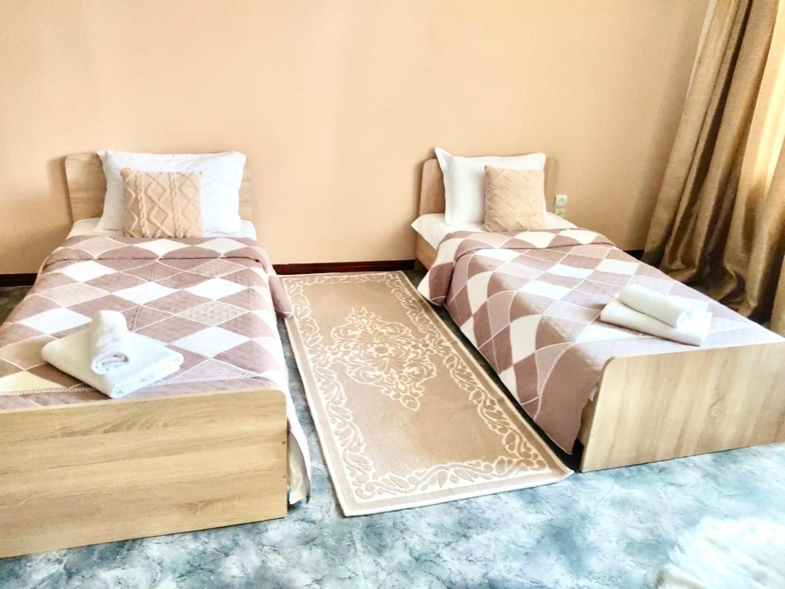 Like Home Apartments&Rooms Almatı Dış mekan fotoğraf